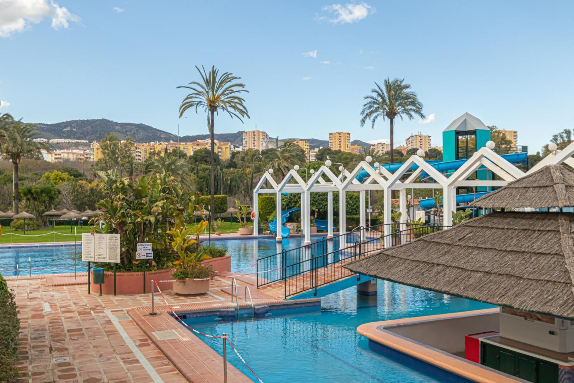 Benalbeach With Pools And Seaview - Happy Appartement